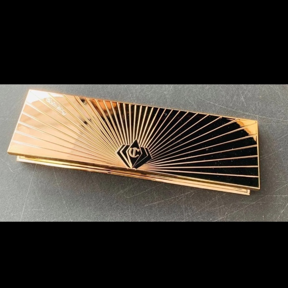 Charlotte tilbury eyeshadow palette
